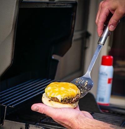 BBQ & dining above private hot tub