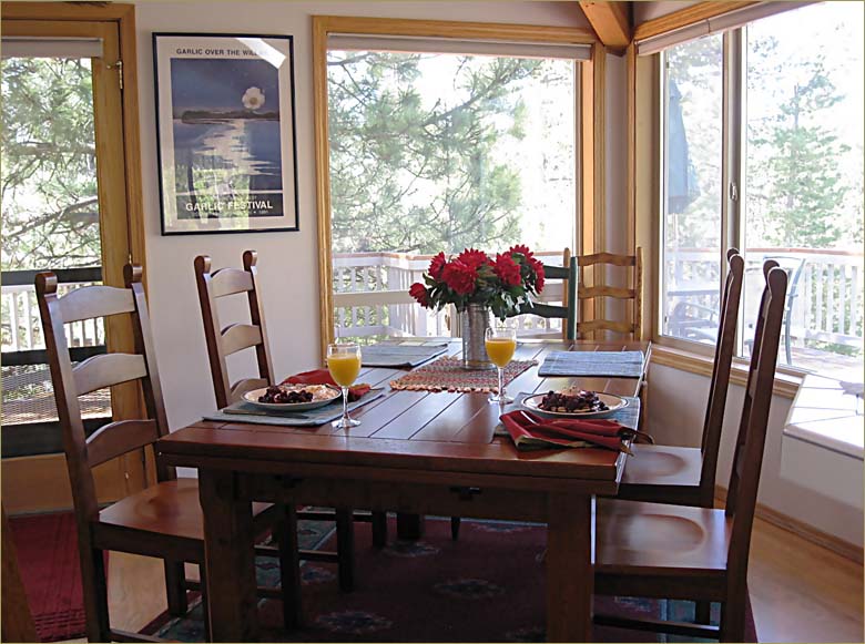 The large 3 bedroom, Mt Bachelor vacation rentals home sleeps 10 guests